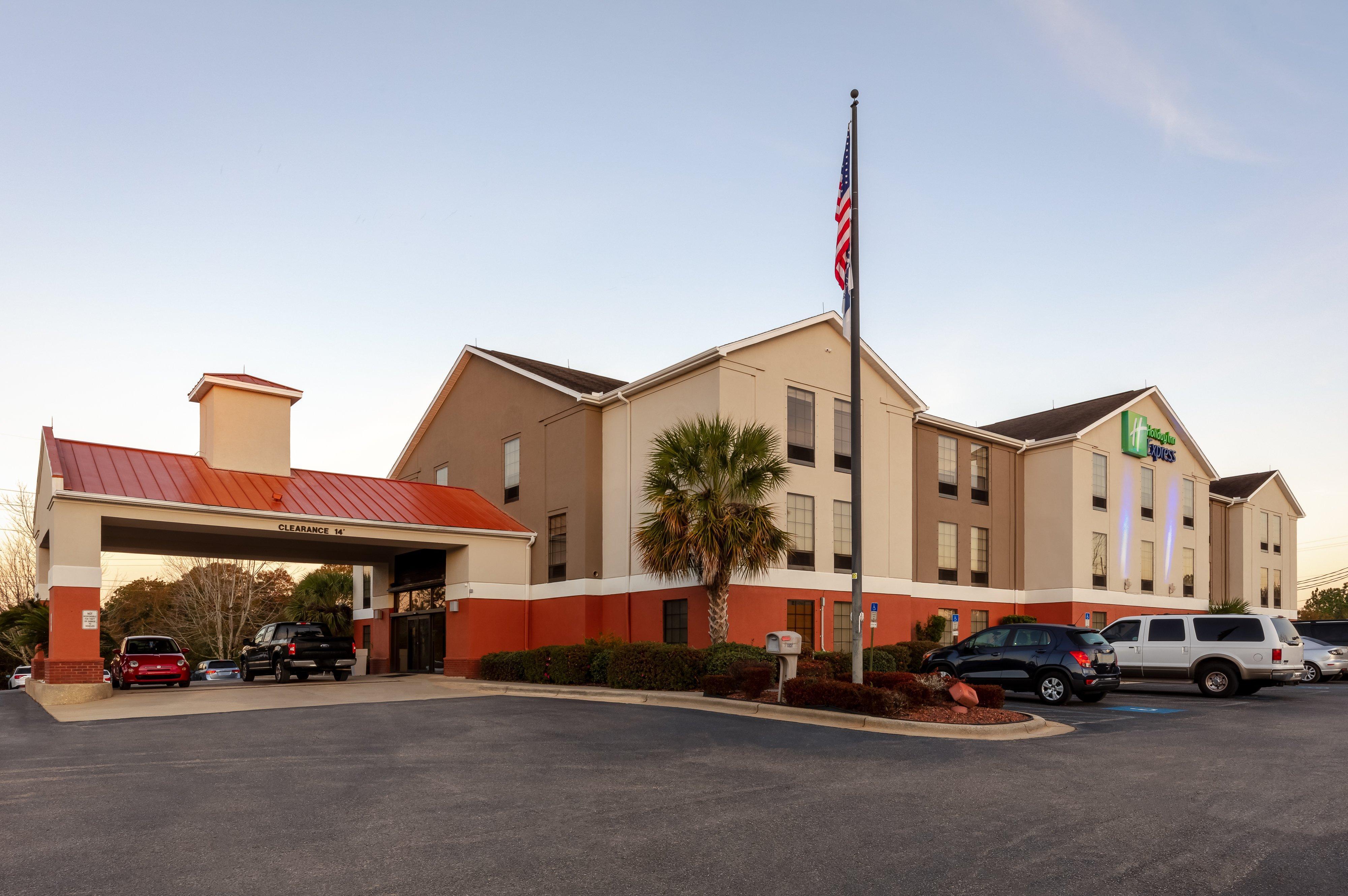 Holiday Inn Express & Suites Milton East I-10 By Ihg Exteriér fotografie
